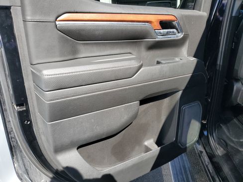 Used 2023 GMC Sierra 1500 Denali w/ Denali Reserve Package image 3