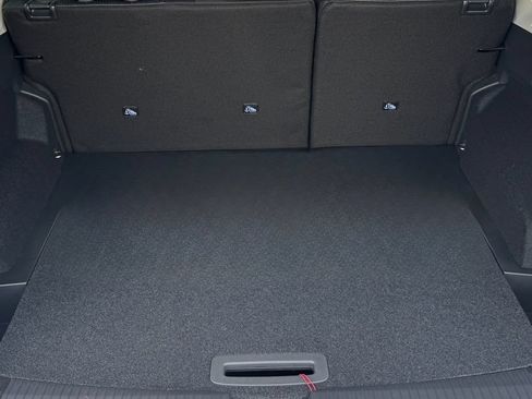 Certified 2026 Nissan Rogue SV AWD/4WD image 16