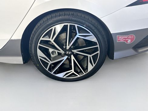 Used 2024 Hyundai Ioniq 6 SEL RWD image 11