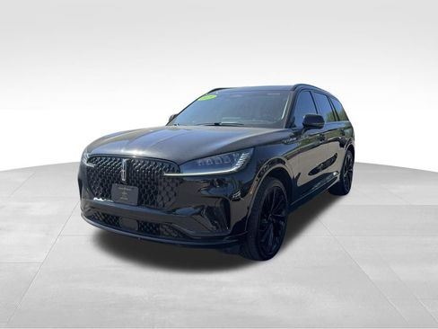 Used 2025 Lincoln Aviator Reserve w/ Jet Appearance Package AWD/4WD image 2