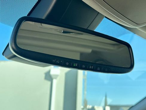 Used 2020 Toyota Sienna XLE Premium image 32