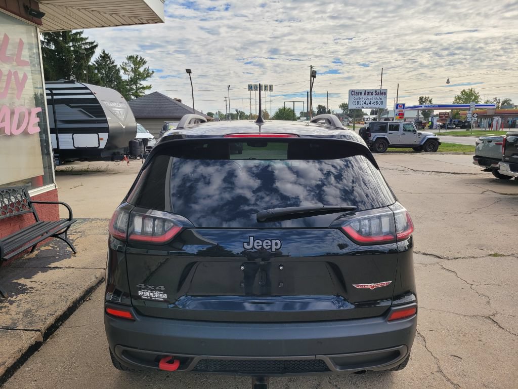Used 2020 Jeep Cherokee Trailhawk w/ Cold Weather Group AWD/4WD image 7
