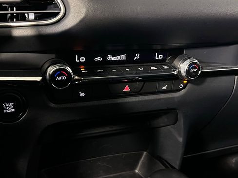 Used 2025 MAZDA CX-30 AWD 2.5 S w/ Preferred Package image 17