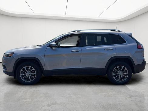 Used 2019 Jeep Cherokee Latitude Plus w/ Cold Weather Group AWD/4WD image 5