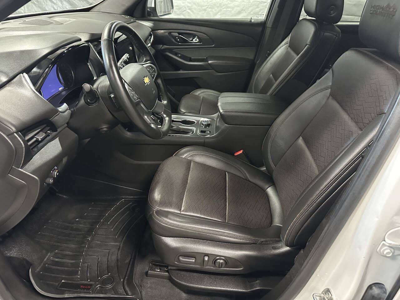 Used 2023 Chevrolet Traverse High Country w/ LPO, Cargo Package AWD/4WD image 15