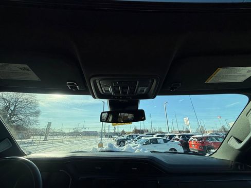 Used 2022 GMC Sierra 1500 AT4 w/ AT4 Preferred Package image 26