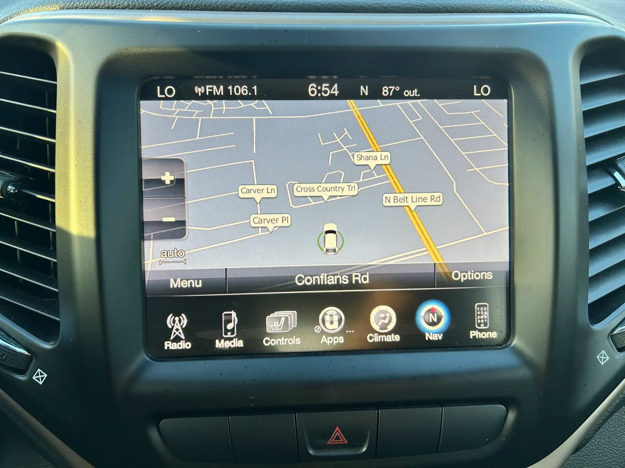 Used 2015 Jeep Cherokee Limited FWD image 22