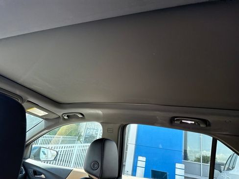 Used 2024 Chevrolet Equinox Premier FWD image 11