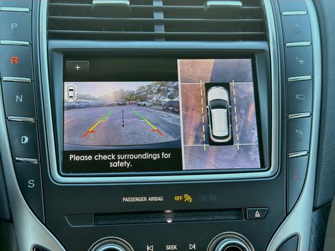 Used 2020 Lincoln Nautilus Reserve w/ Equipment Group 201A FWD image 32