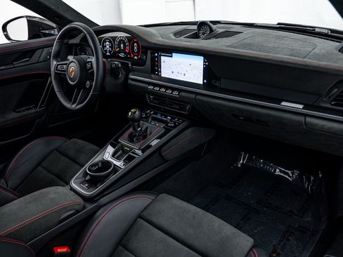 Certified 2026 Porsche 911 GT3 image 18