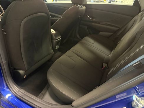Used 2024 Hyundai Elantra SEL FWD image 25