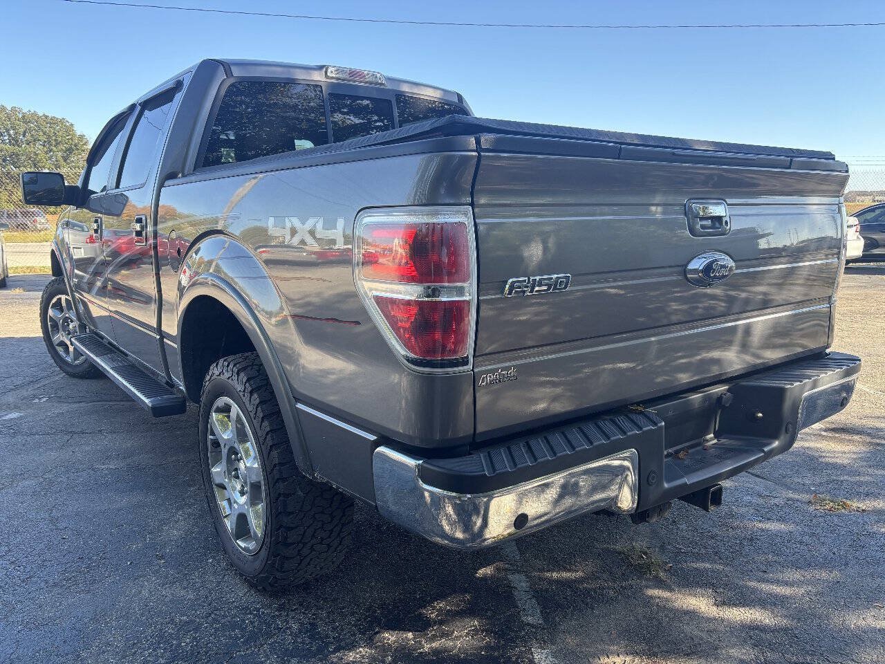 Used 2014 Ford F150 Lariat w/ Equipment Group 502A Luxury AWD/4WD image 5
