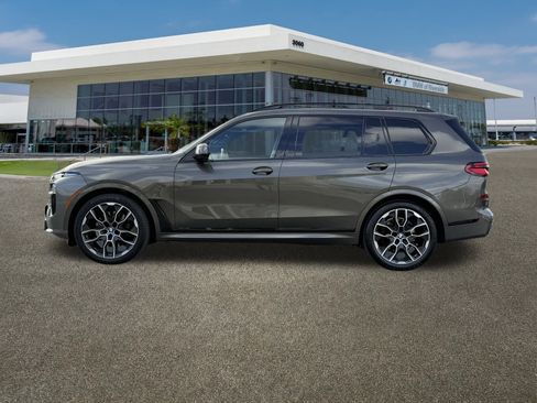 Certified 2023 BMW X7 xDrive40i w/ Executive Package image 6