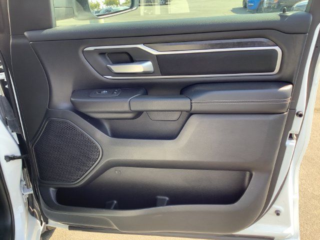 Used 2023 RAM 1500 Big Horn AWD/4WD image 40