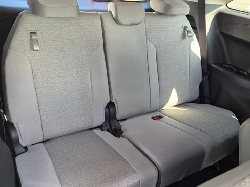 Certified 2026 Toyota Sienna LE AWD/4WD image 8