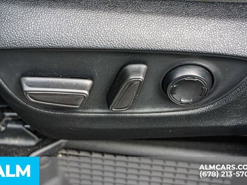 Used 2024 Toyota Sienna XLE image 52