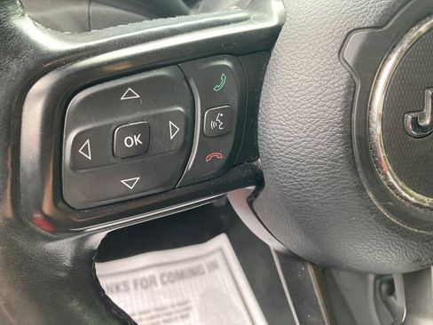 Used 2019 Jeep Wrangler Unlimited Sport S AWD/4WD image 39