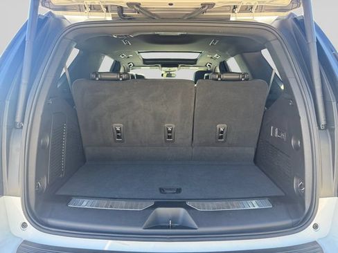 Used 2023 Chevrolet Tahoe RST w/ Luxury Package AWD/4WD image 19