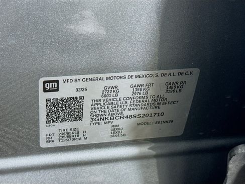 Used 2025 Chevrolet Blazer LT FWD image 12
