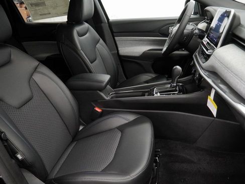 New 2026 Jeep Compass Latitude image 33