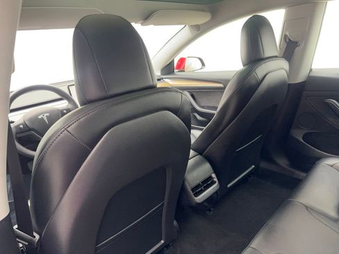 Used 2023 Tesla Model 3 Standard Range image 33