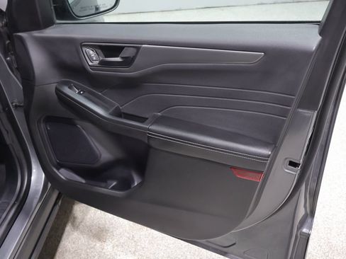 Used 2024 Ford Escape Active AWD/4WD image 25