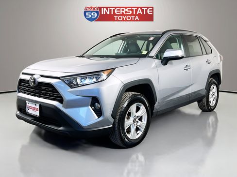 Certified 2020 Toyota RAV4 XLE image 3