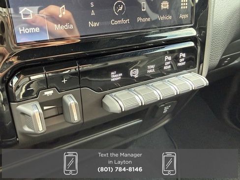 Used 2024 RAM 2500 Laramie w/ Sport Appearance Package image 4