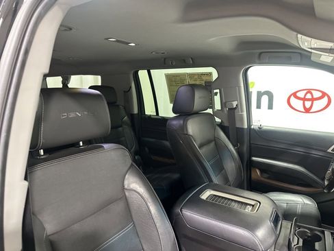 Used 2020 GMC Yukon XL Denali image 10