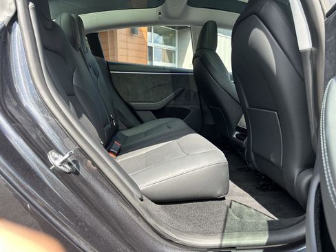 Used 2025 Tesla Model 3 Long Range AWD/4WD image 15