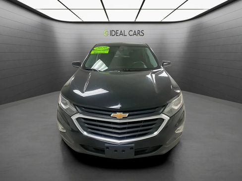 Used 2020 Chevrolet Equinox LT FWD image 2