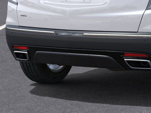 New 2026 Cadillac XT5 Sportv w/ LPO, Floor Liner Package AWD/4WD image 14