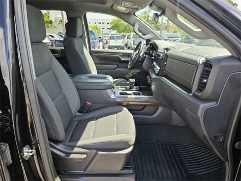 Used 2022 Chevrolet Silverado 1500 LT Trail Boss image 10