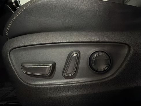 Used 2020 Toyota RAV4 XLE Premium FWD image 14