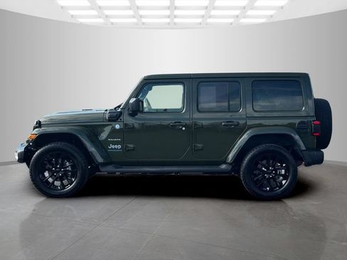 Used 2023 Jeep Wrangler Unlimited Sahara w/ Cold Weather Group AWD/4WD image 4