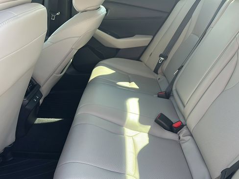 Used 2023 Honda Accord EX-L image 18