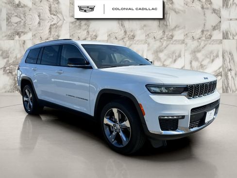 Used 2021 Jeep Grand Cherokee L Limited w/ Luxury Tech Group II image 5