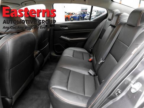 Used 2022 Nissan Altima 2.5 SR FWD image 21