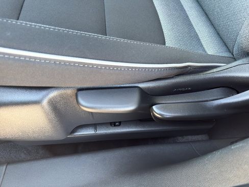 Used 2025 Chevrolet TrailBlazer LT w/ Driver Confidence Package image 15