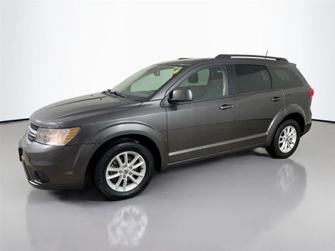 Used 2019 Dodge Journey SE w/ Premium Group image 8