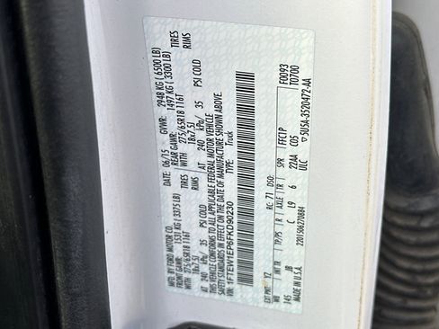 Used 2015 Ford F150 XLT w/ Equipment Group 302A Luxury image 12