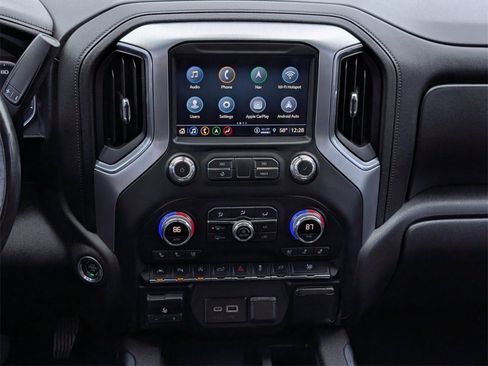 Used 2021 GMC Sierra 1500 SLT image 11