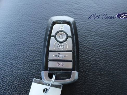 Used 2019 Ford F150 Lariat RWD image 27