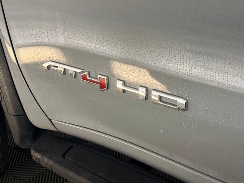 Used 2025 GMC Sierra 3500 AT4 w/ AT4 Premium Plus Package image 11