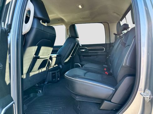 Used 2024 RAM 2500 Laramie image 29