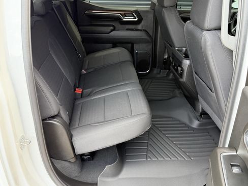 Used 2024 Chevrolet Silverado 1500 RST w/ Rally Edition image 19