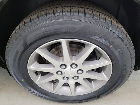 Used 2017 Buick Enclave Leather w/ Trailering Package image 31