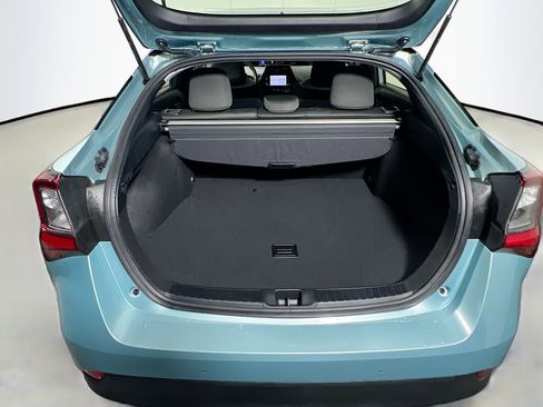 Used 2022 Toyota Prius LE FWD image 34