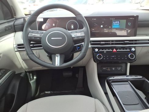 New 2026 Hyundai Tucson Limited FWD image 10