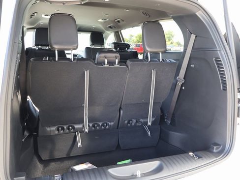 New 2026 Chrysler Pacifica Select image 15
